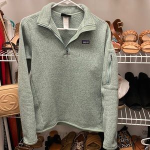 Patagonia pullover Seafoam green😍